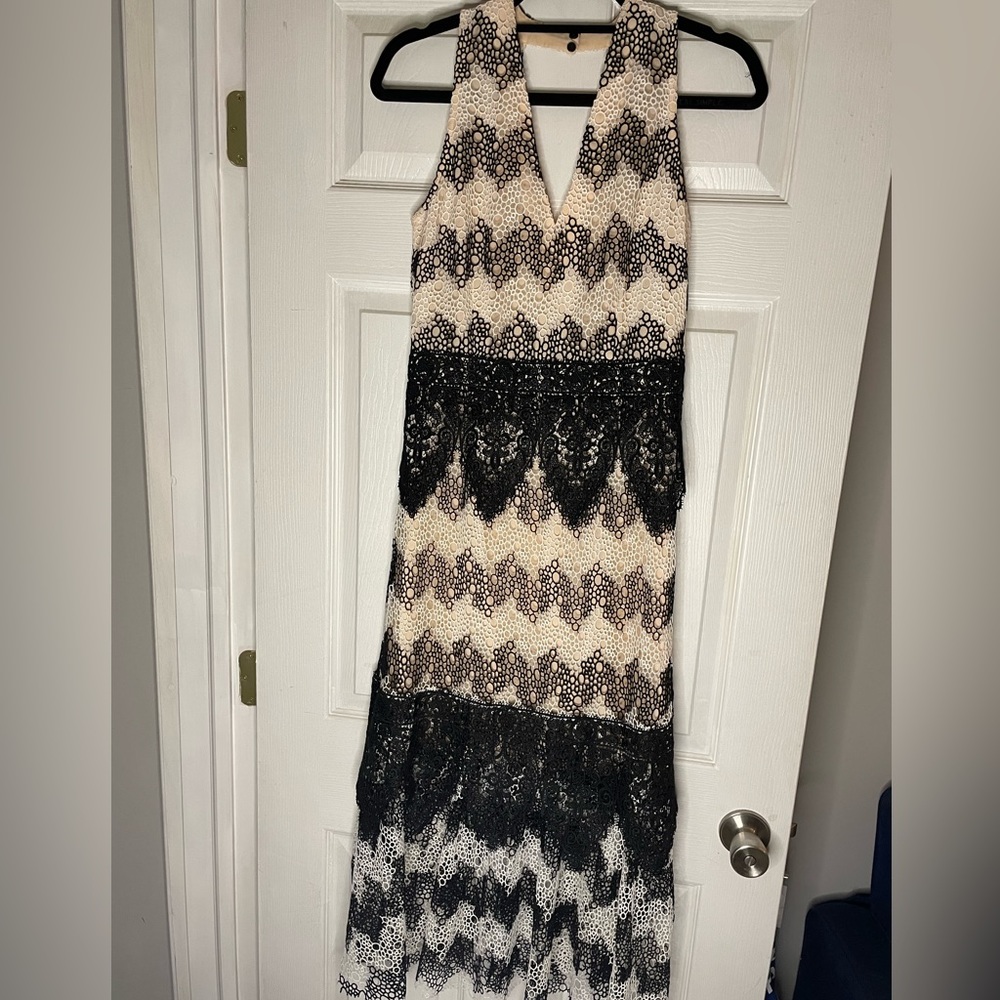 Foxiedox lace cocktail dress